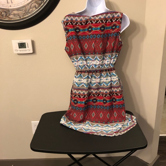 Dress - Picture 2 of 2